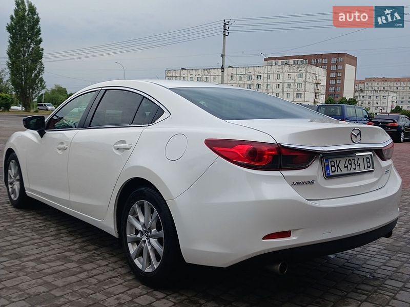 Седан Mazda 6 2013 в Нетешине