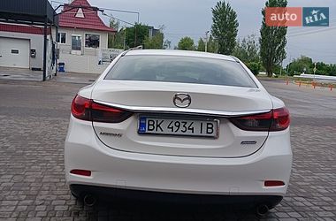 Седан Mazda 6 2013 в Нетешине