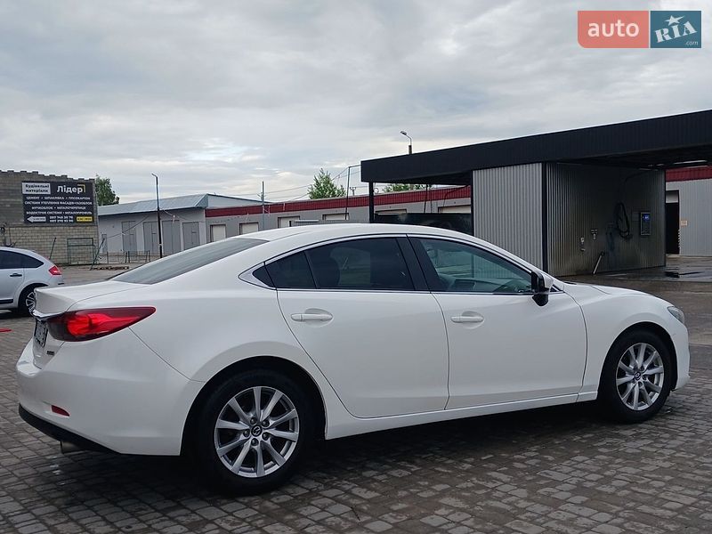 Седан Mazda 6 2013 в Нетешине