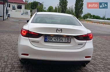 Седан Mazda 6 2013 в Нетешине