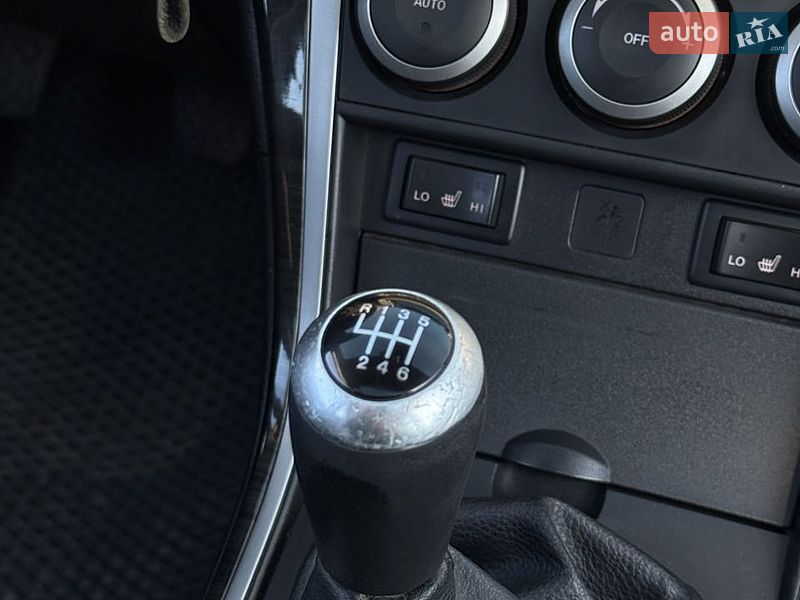 Універсал Mazda 6 2008 в Сумах