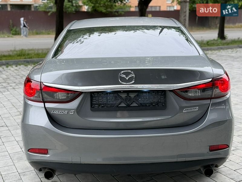 Седан Mazda 6 2013 в Черновцах