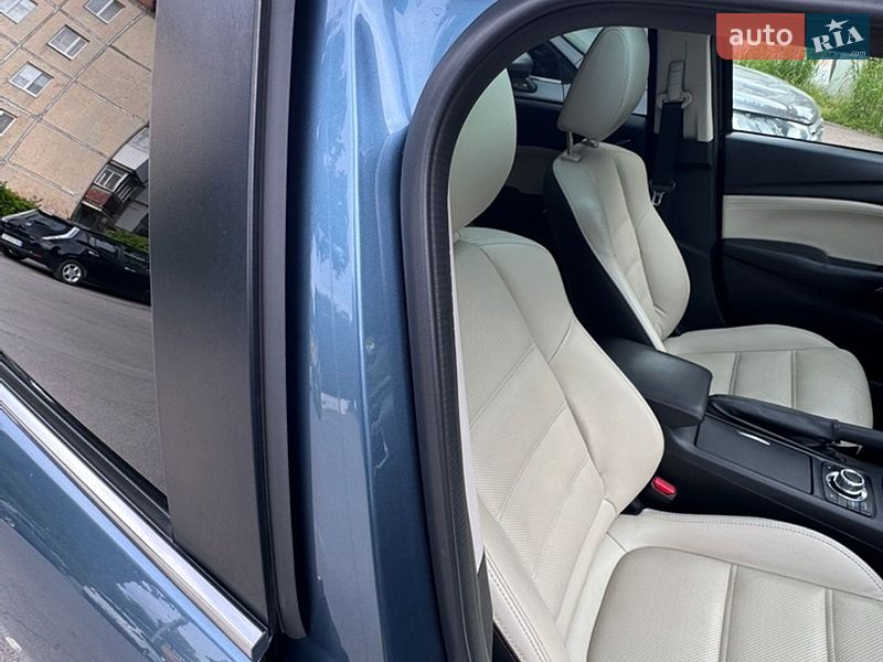 Седан Mazda 6 2013 в Киеве