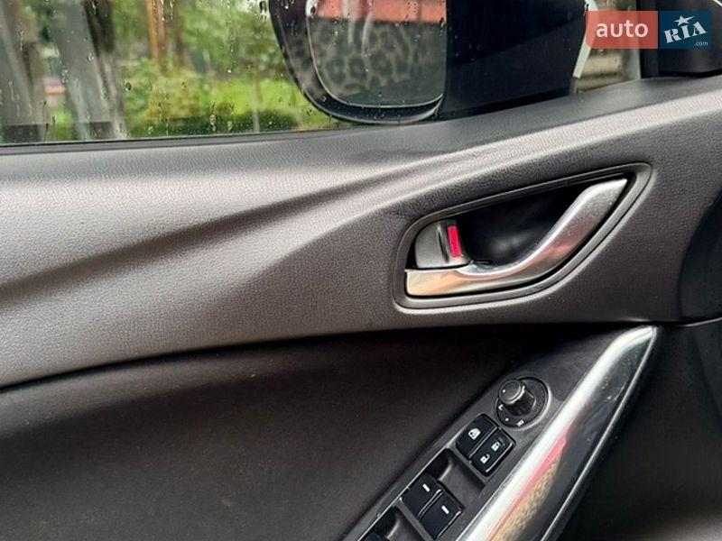 Седан Mazda 6 2014 в Надвірній