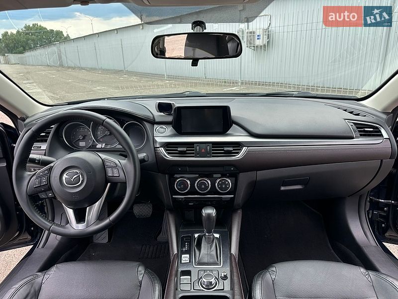 Седан Mazda 6 2016 в Киеве