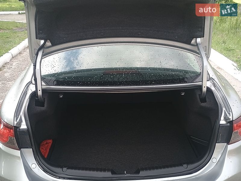 Седан Mazda 6 2013 в Львове