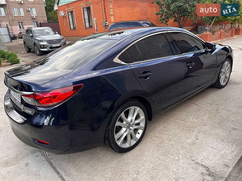 Седан Mazda 6 2014 в Кривом Роге