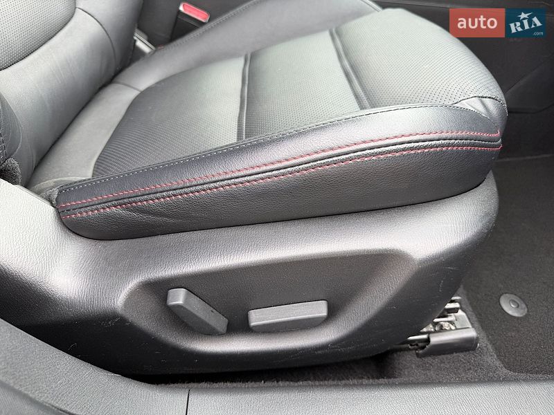 Універсал Mazda 6 2012 в Луцьку
