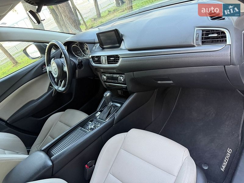 Седан Mazda 6 2016 в Черкассах