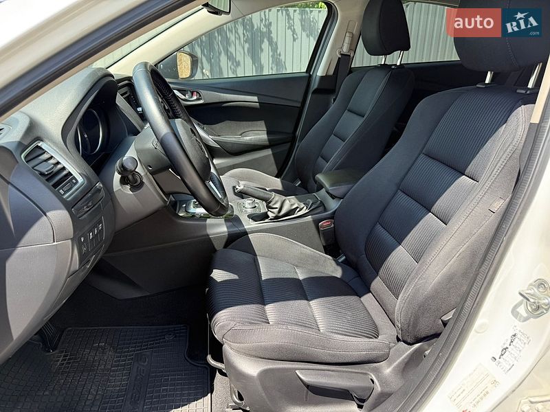 Седан Mazda 6 2014 в Виннице