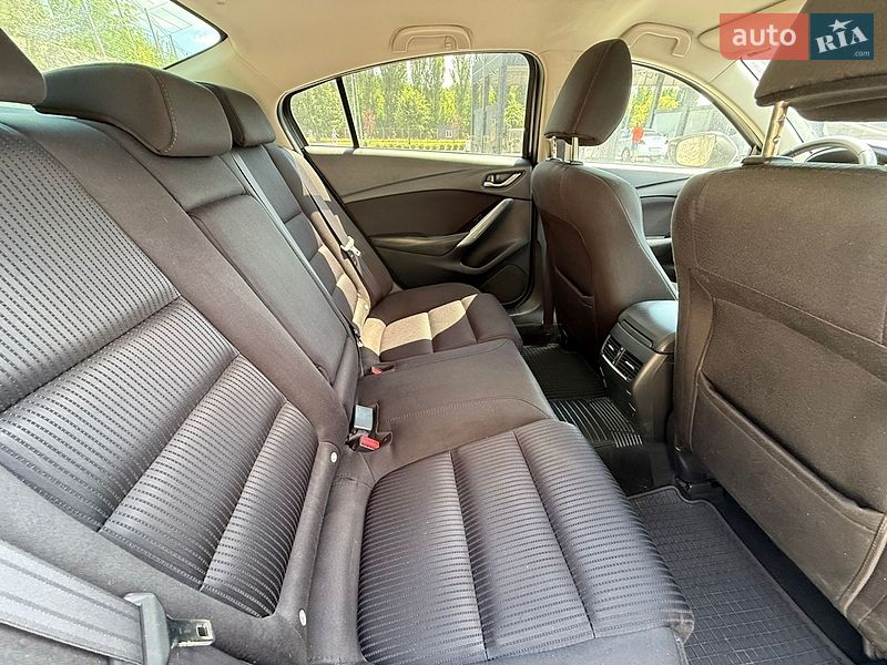 Седан Mazda 6 2014 в Виннице