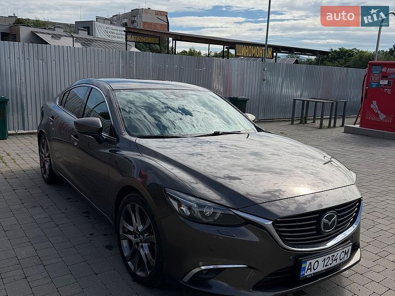 Седан Mazda 6 2016 в Ужгороді