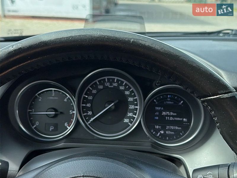 Седан Mazda 6 2016 в Ужгороді