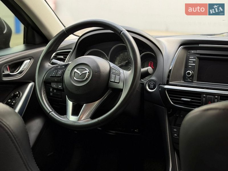 Седан Mazda 6 2014 в Черкасах