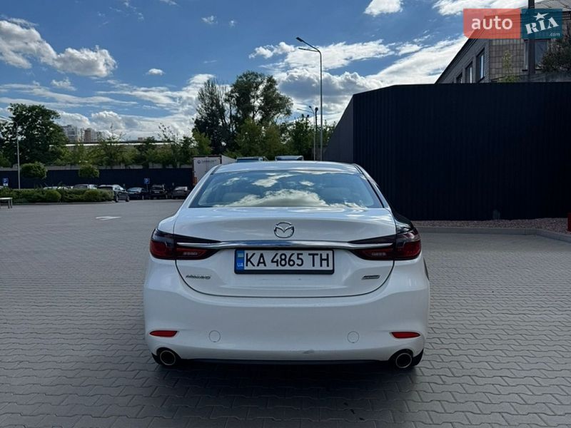 Седан Mazda 6 2018 в Киеве