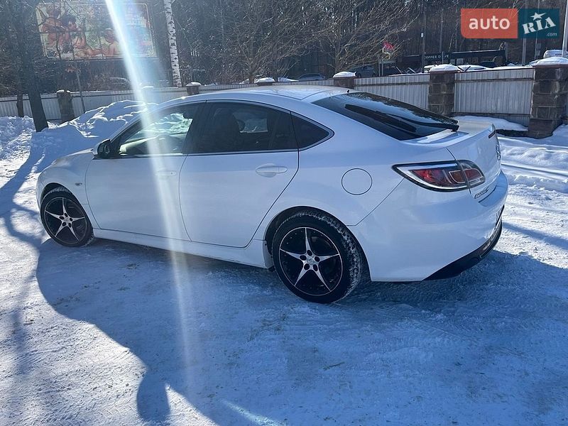 Лифтбек Mazda 6 2011 в Житомире