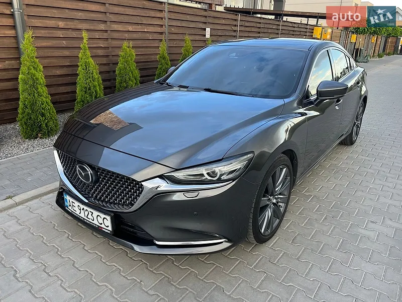 Mazda 6