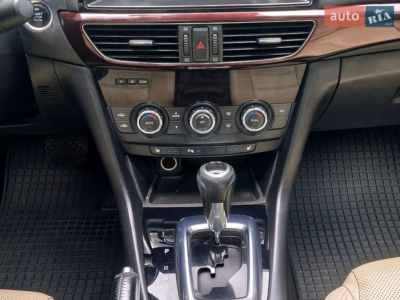 Седан Mazda 6 2013 в Киеве