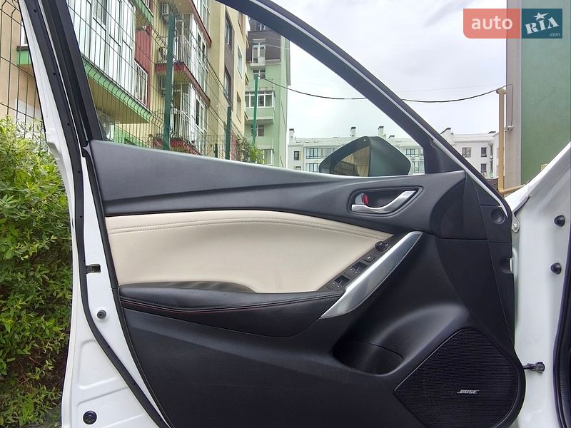 Седан Mazda 6 2013 в Киеве