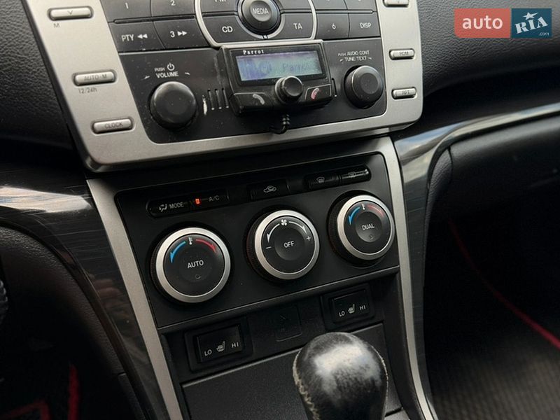 Седан Mazda 6 2008 в Черновцах