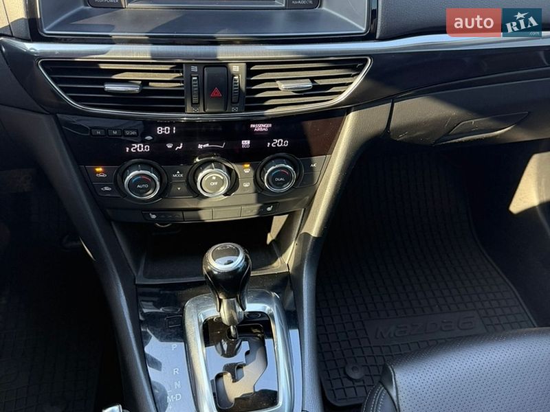 Седан Mazda 6 2013 в Черновцах