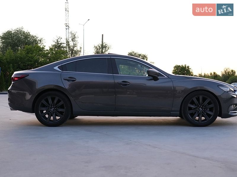 Седан Mazda 6 2018 в Звягеле