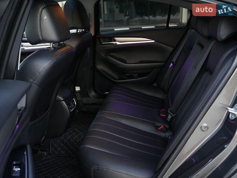 Седан Mazda 6 2018 в Звягеле
