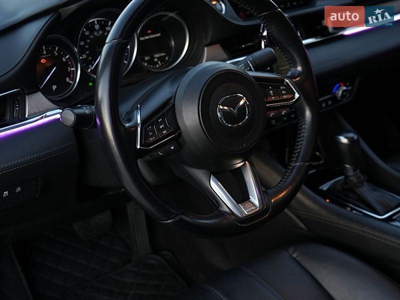Седан Mazda 6 2018 в Звягеле