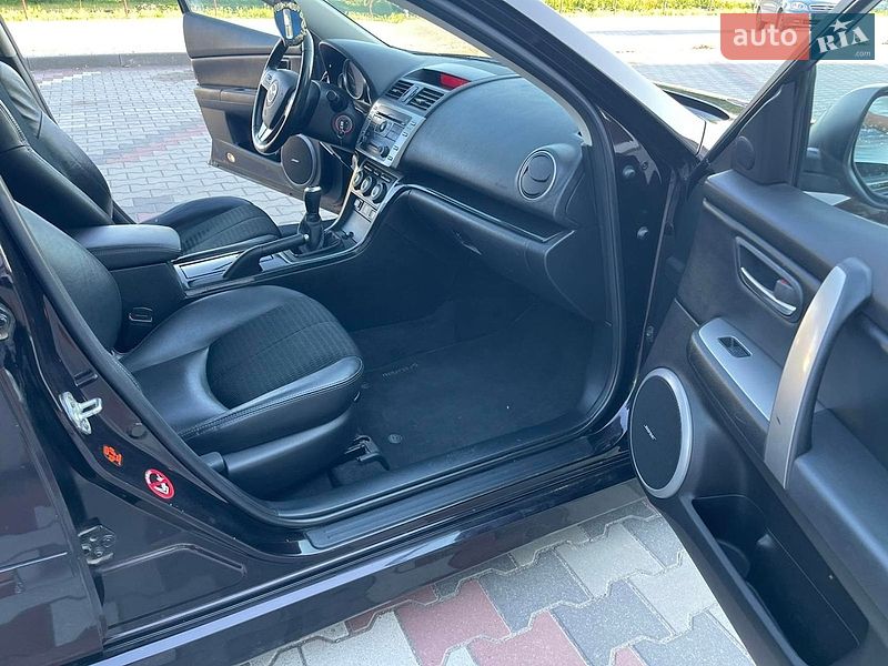 Лифтбек Mazda 6 2008 в Теофиполе
