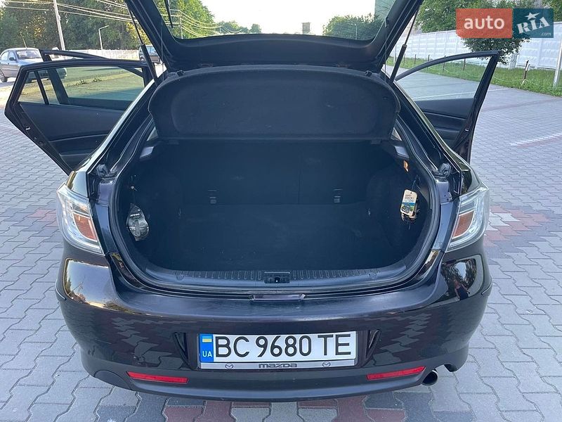 Лифтбек Mazda 6 2008 в Теофиполе