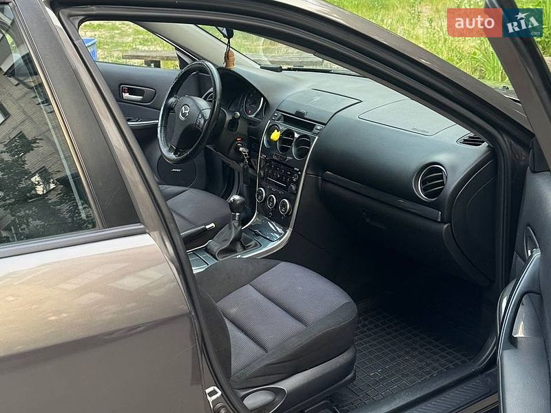 Лифтбек Mazda 6 2006 в Херсоне