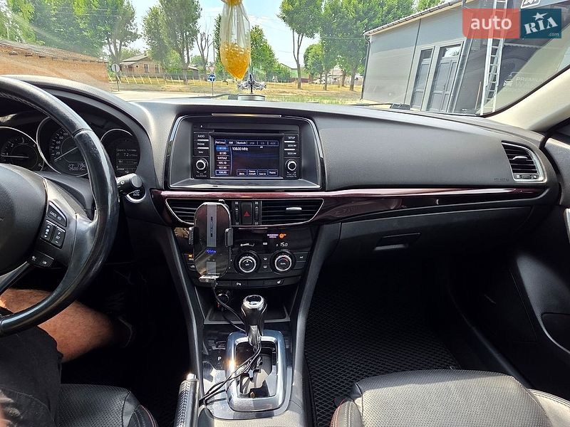 Универсал Mazda 6 2014 в Нововолынске