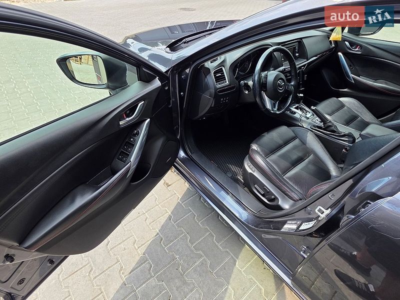 Универсал Mazda 6 2014 в Нововолынске