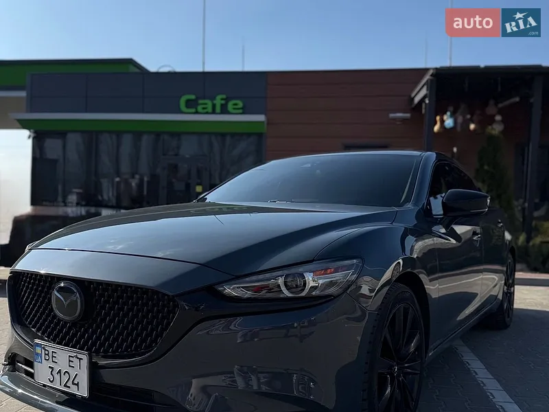 Mazda 6