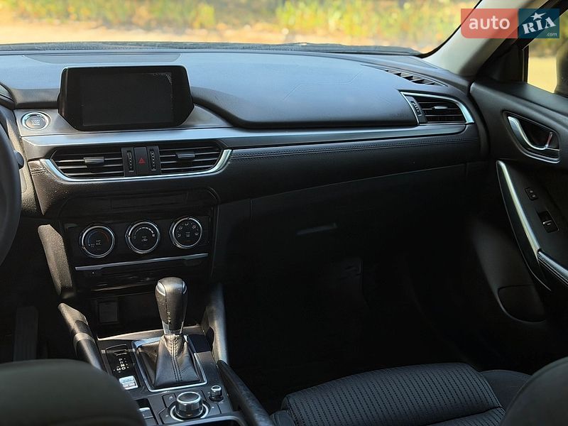 Седан Mazda 6 2016 в Запоріжжі