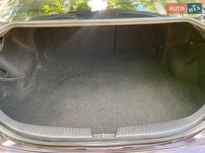 Седан Mazda 6 2007 в Кобеляках