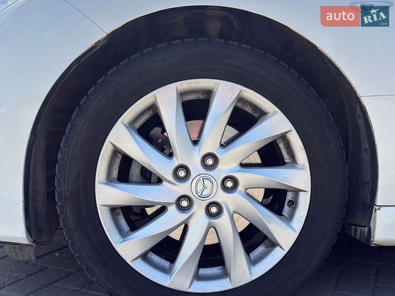 Седан Mazda 6 2010 в Черновцах