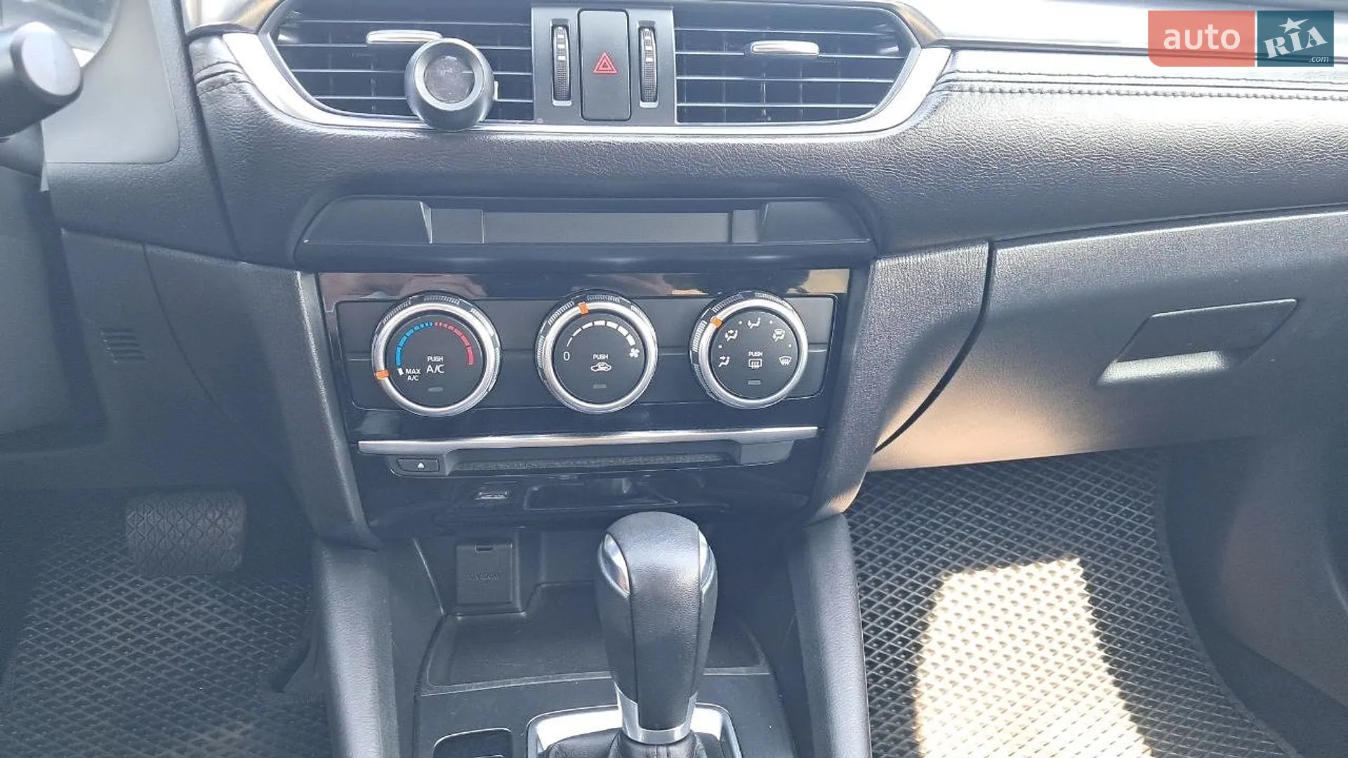 2015 Mazda 6 - мініатюра 27
