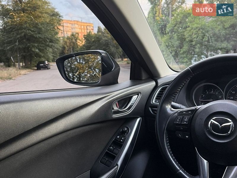 Седан Mazda 6 2013 в Кривом Роге