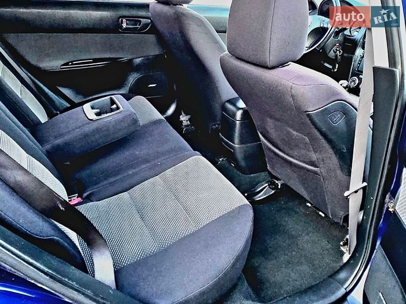 Універсал Mazda 6 2003 в Кам'янському