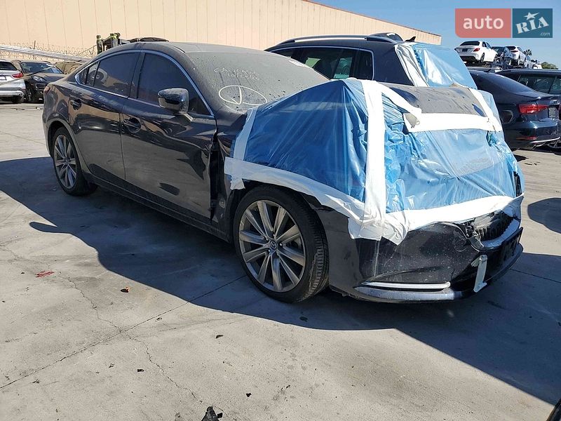 Седан Mazda 6 2019 в Киеве