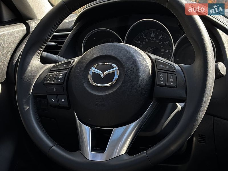 Седан Mazda 6 2016 в Белогородке