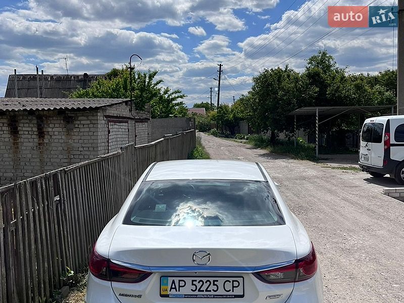 Седан Mazda 6 2014 в Запоріжжі