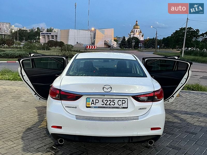 Седан Mazda 6 2014 в Запоріжжі