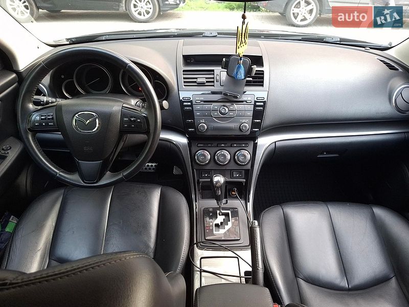 Седан Mazda 6 2010 в Львове
