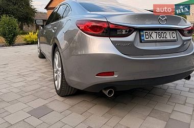 Седан Mazda 6 2014 в Сарнах