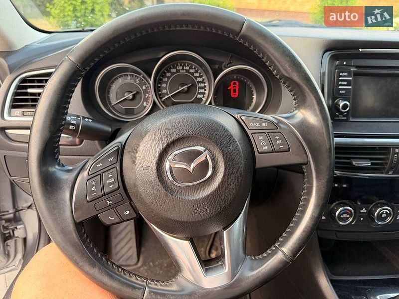 Седан Mazda 6 2014 в Сарнах