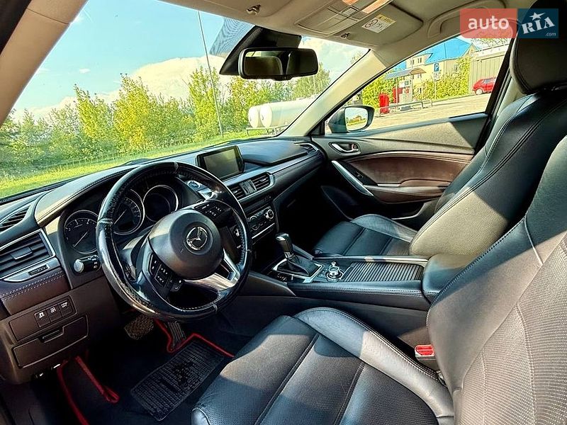Седан Mazda 6 2016 в Львове