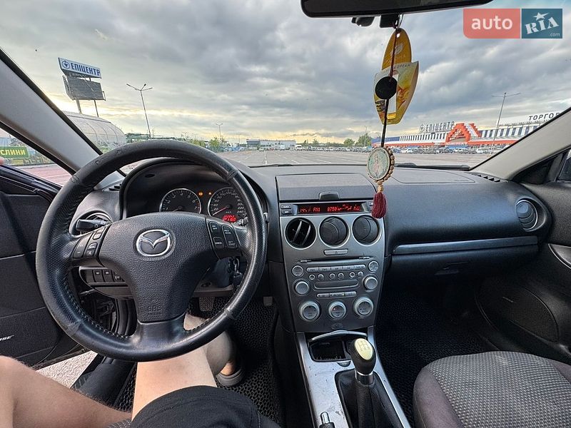 Седан Mazda 6 2004 в Львові