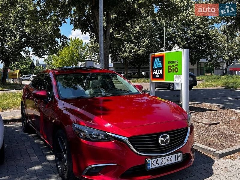 Седан Mazda 6 2015 в Киеве